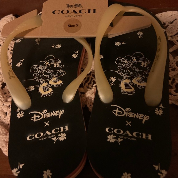 COPY - Disney Coach New York Sandals NWT - Picture 9 of 11